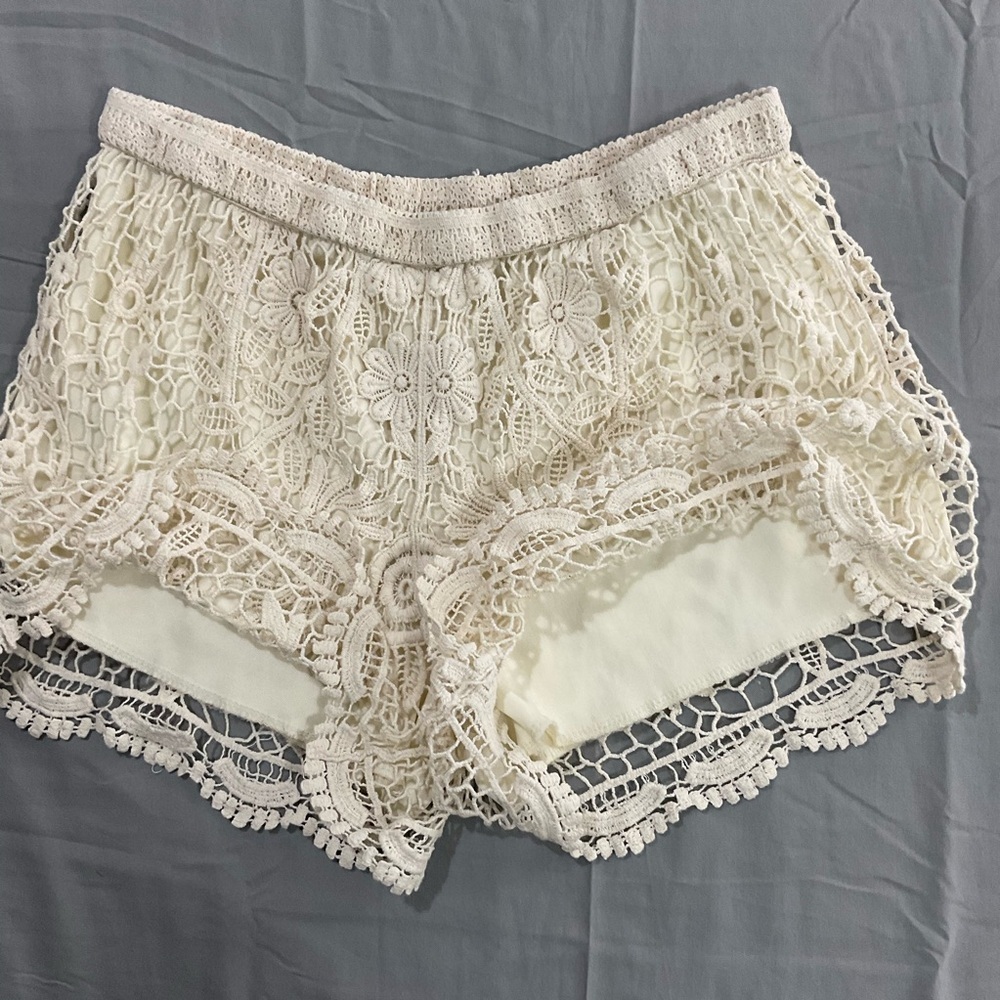 Vivid Collection Shorts Womens M Crochet Boho Coquette Cotton Knit Lined Ivory - Picture 7 of 10